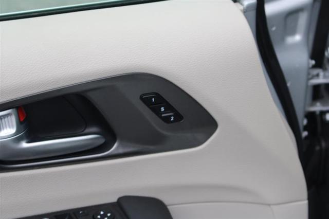 used 2024 Chrysler Pacifica car, priced at $27,999