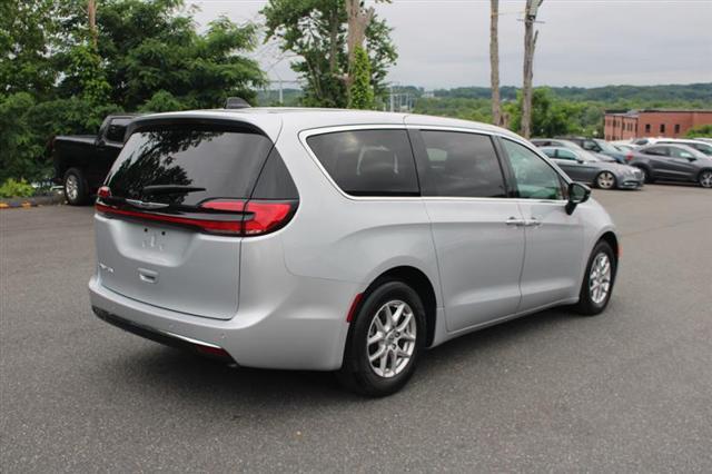 used 2024 Chrysler Pacifica car, priced at $27,999
