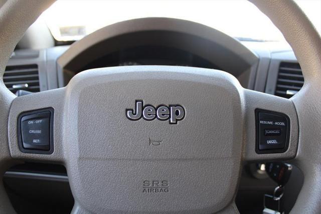 used 2005 Jeep Grand Cherokee car, priced at $6,999