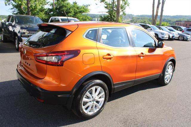 used 2021 Nissan Rogue Sport car, priced at $17,999