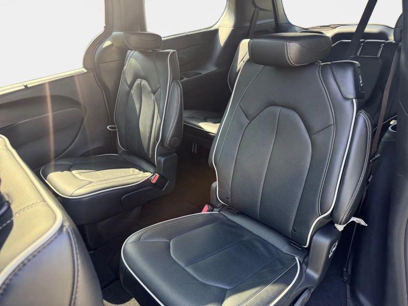 used 2025 Chrysler Pacifica car, priced at $29,999