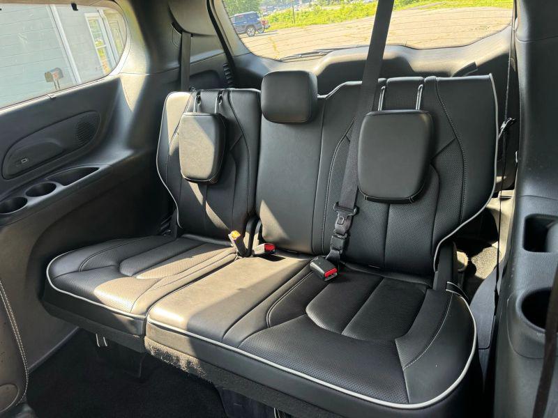 used 2025 Chrysler Pacifica car, priced at $29,999