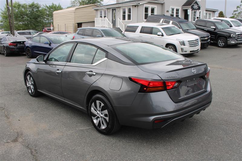 used 2024 Nissan Altima car, priced at $15,999