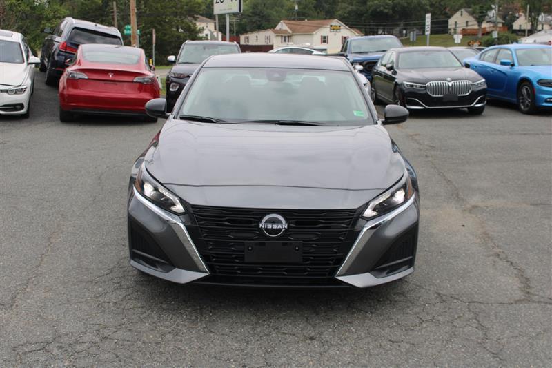 used 2024 Nissan Altima car, priced at $15,999