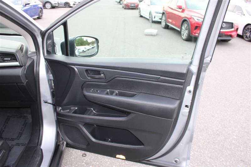 used 2025 Honda Odyssey car, priced at $33,999