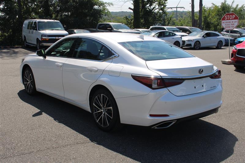 used 2024 Lexus ES 350 car, priced at $35,999