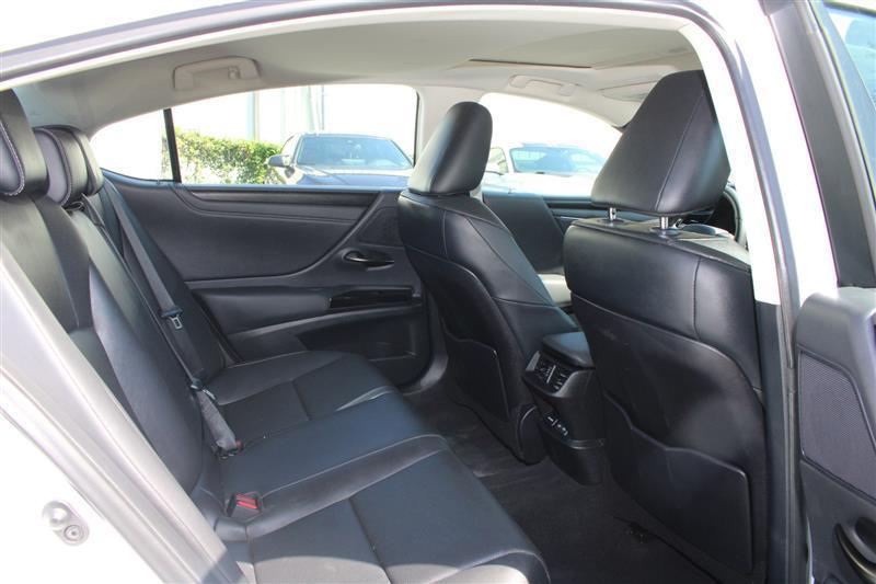 used 2024 Lexus ES 350 car, priced at $35,999