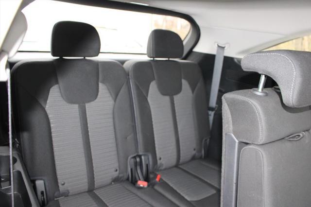 used 2023 Kia Sorento car, priced at $19,999
