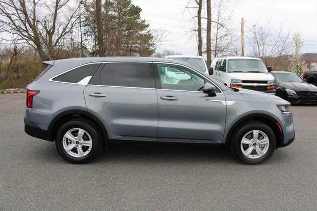 used 2023 Kia Sorento car, priced at $19,999