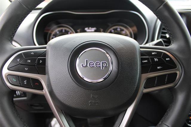 used 2020 Jeep Cherokee car, priced at $19,450