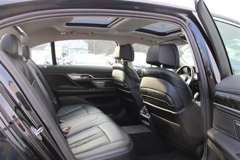 used 2020 BMW 750 car, priced at $30,450