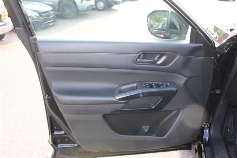 used 2023 Nissan Pathfinder car, priced at $24,999