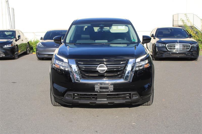 used 2023 Nissan Pathfinder car, priced at $24,999