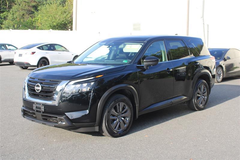 used 2023 Nissan Pathfinder car, priced at $24,999