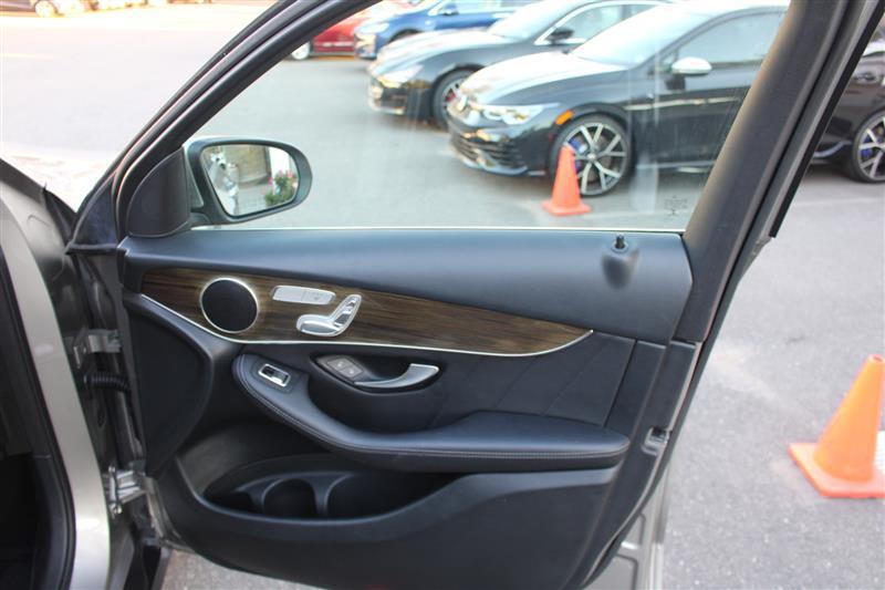 used 2019 Mercedes-Benz GLC 300 car, priced at $17,777