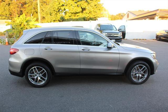 used 2019 Mercedes-Benz GLC 300 car, priced at $18,777