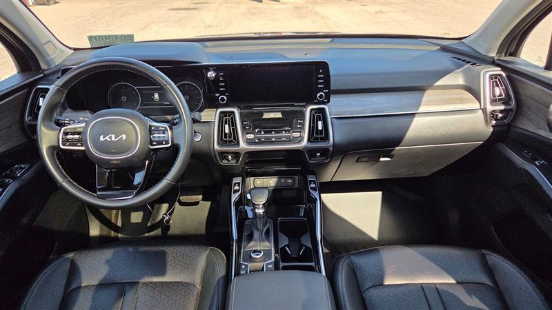 used 2023 Kia Sorento car, priced at $25,999
