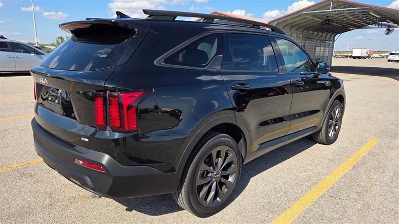used 2023 Kia Sorento car, priced at $25,999