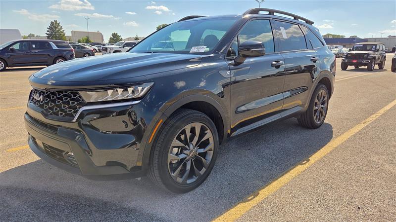 used 2023 Kia Sorento car, priced at $25,999