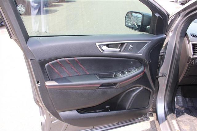 used 2022 Ford Edge car, priced at $22,999