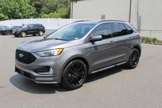 used 2022 Ford Edge car, priced at $22,999