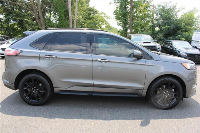 used 2022 Ford Edge car, priced at $24,999