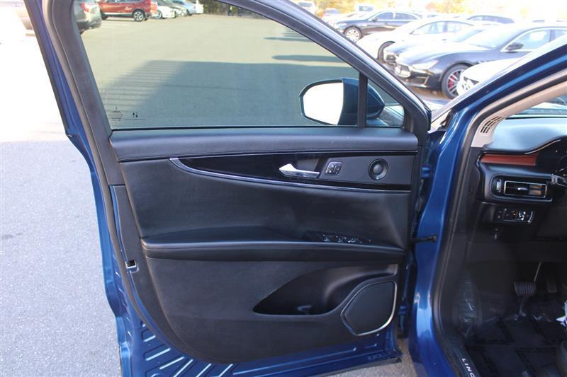 used 2021 Lincoln Nautilus car, priced at $25,450