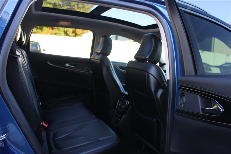 used 2021 Lincoln Nautilus car, priced at $25,450