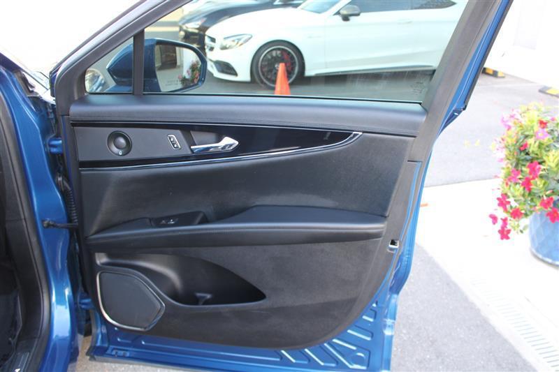 used 2021 Lincoln Nautilus car, priced at $25,450