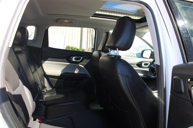 used 2022 Jeep Compass car, priced at $17,450