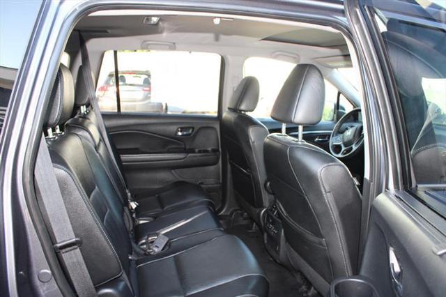 used 2022 Honda Pilot car, priced at $27,977