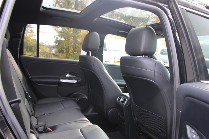 used 2020 Mercedes-Benz GLB 250 car, priced at $21,999