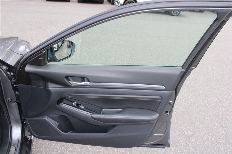 used 2023 Nissan Altima car, priced at $17,999