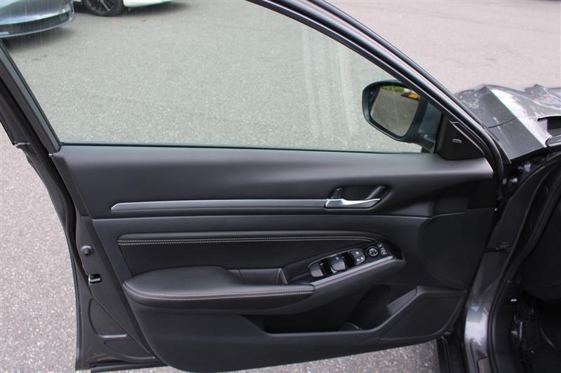 used 2023 Nissan Altima car, priced at $17,999