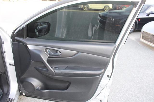 used 2017 Nissan Rogue Sport car