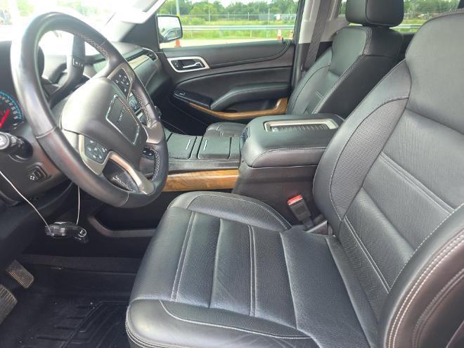 used 2020 GMC Yukon XL car, priced at $30,000