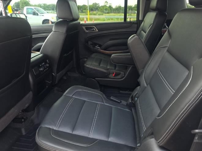 used 2020 GMC Yukon XL car, priced at $30,000