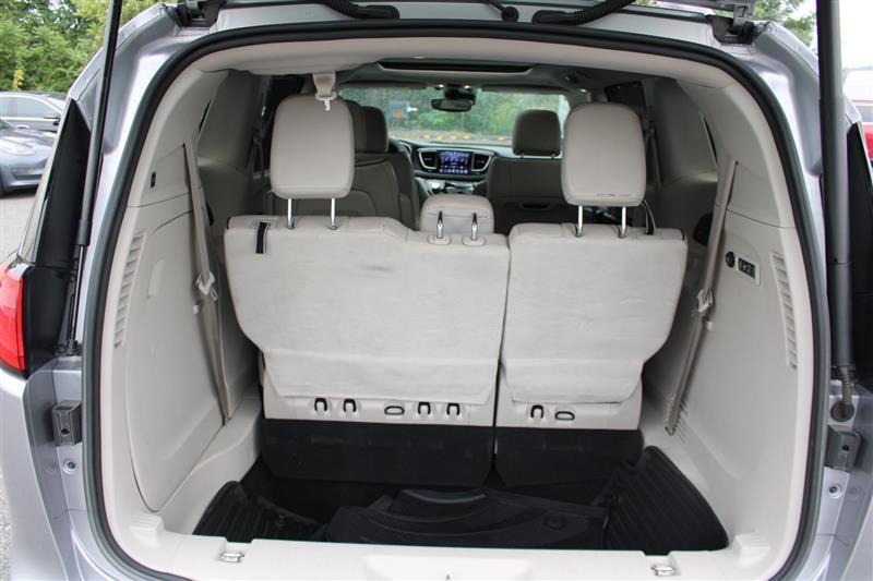 used 2019 Chrysler Pacifica car, priced at $13,450