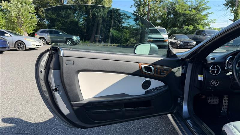 used 2014 Mercedes-Benz SLK-Class car, priced at $15,450