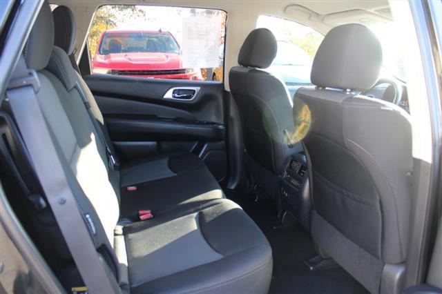 used 2020 Nissan Pathfinder car, priced at $18,999