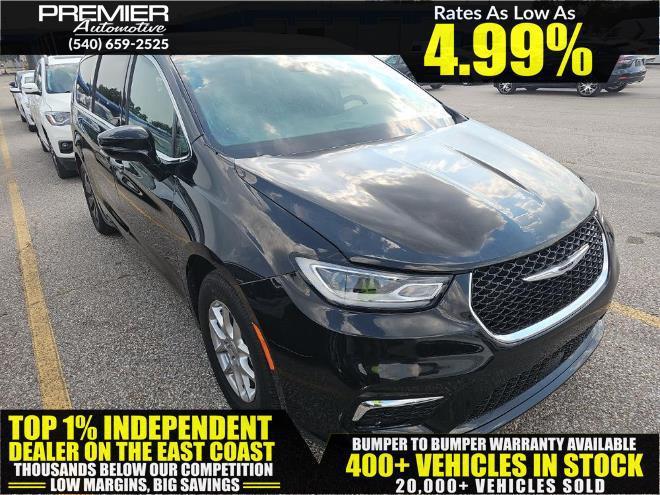 used 2024 Chrysler Pacifica car, priced at $25,999