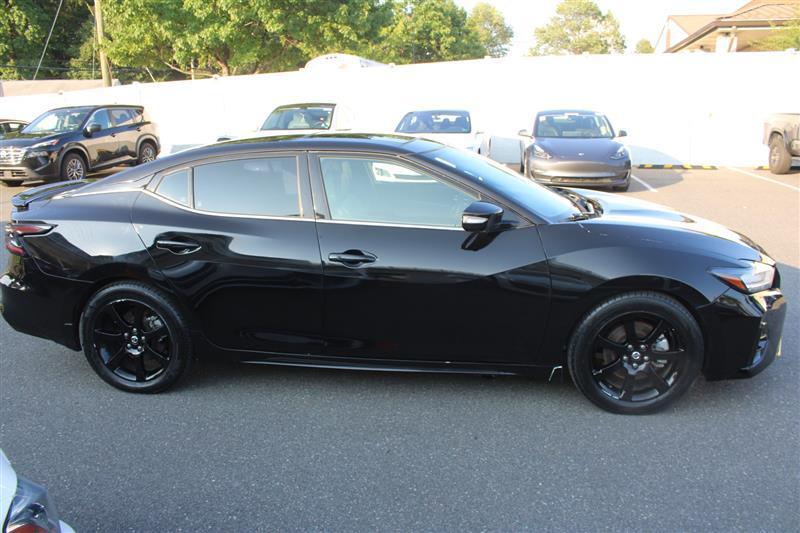 used 2021 Nissan Maxima car, priced at $25,999