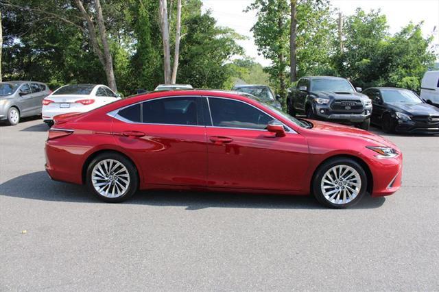 used 2022 Lexus ES 350 car, priced at $36,777