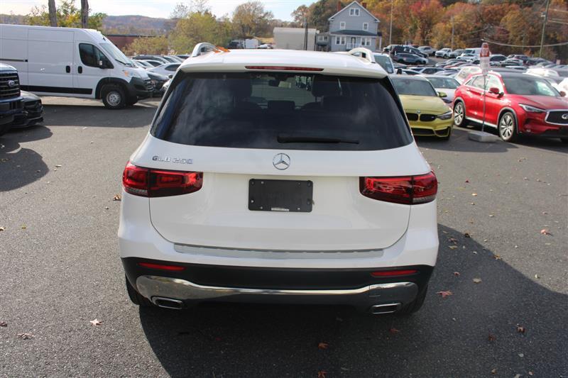 used 2021 Mercedes-Benz GLB 250 car, priced at $18,999