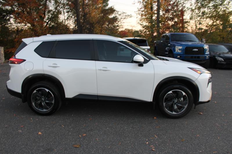 used 2024 Nissan Rogue car, priced at $17,450