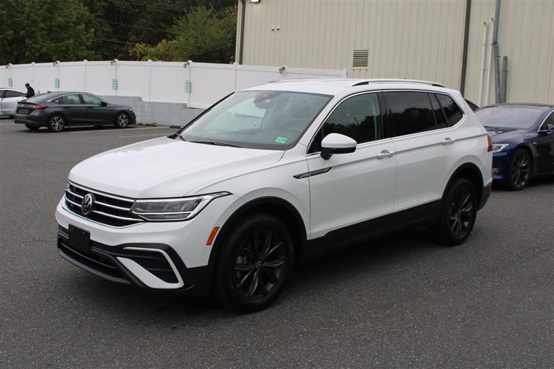 used 2024 Volkswagen Tiguan car, priced at $20,999