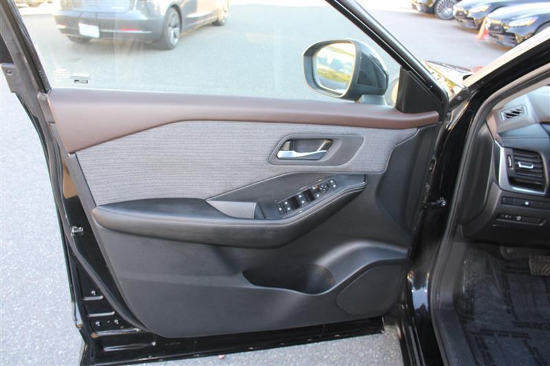 used 2023 Nissan Rogue car, priced at $18,999