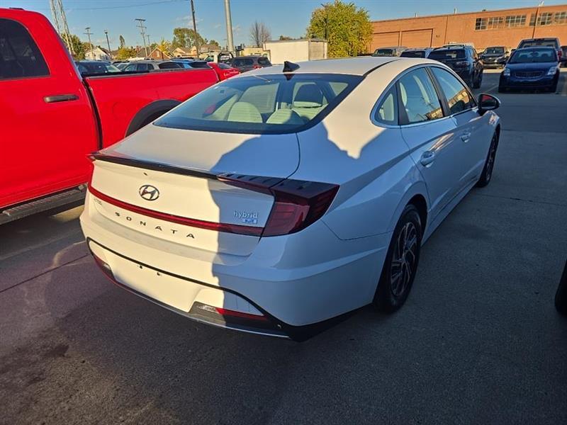 used 2023 Hyundai Sonata Hybrid car, priced at $18,450