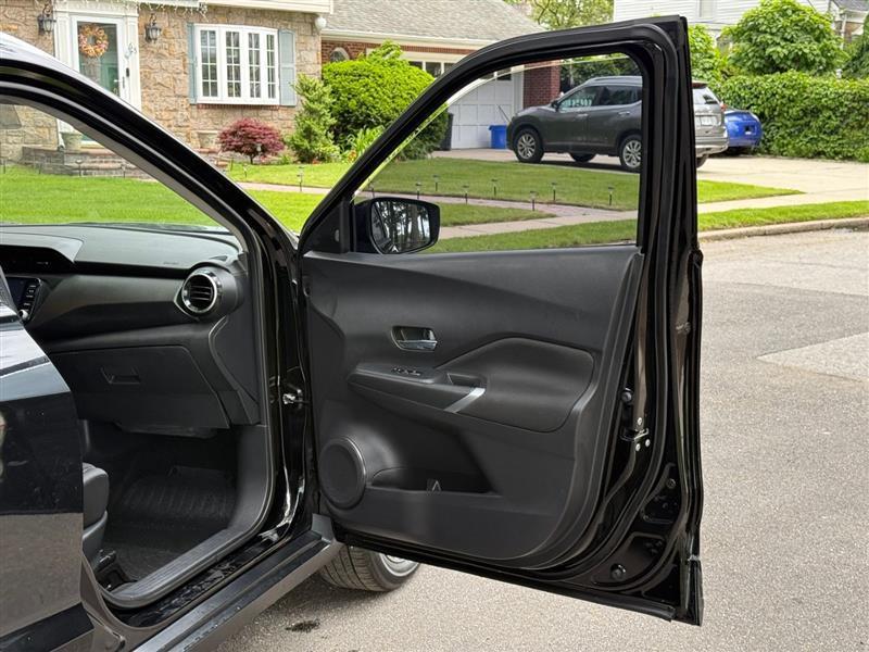 used 2021 Nissan Kicks car, priced at $12,450