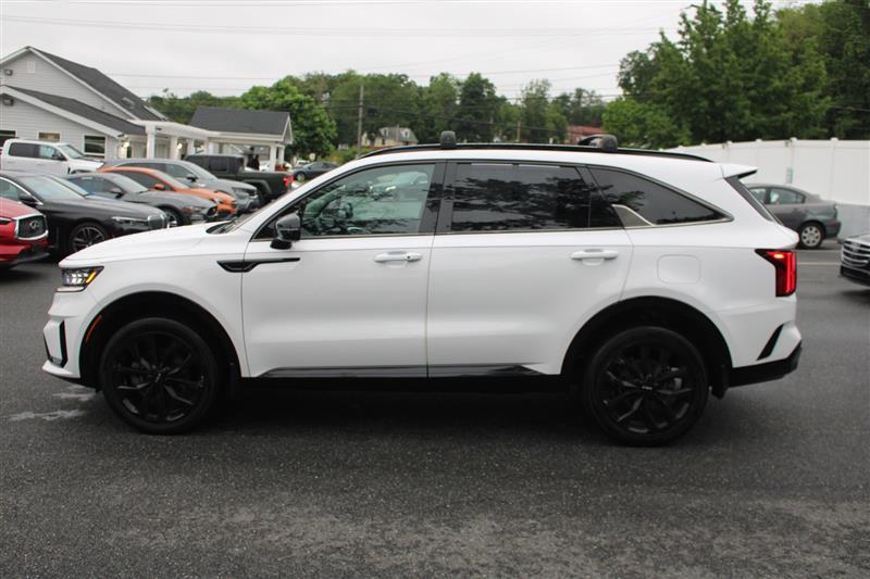 used 2022 Kia Sorento car, priced at $25,999
